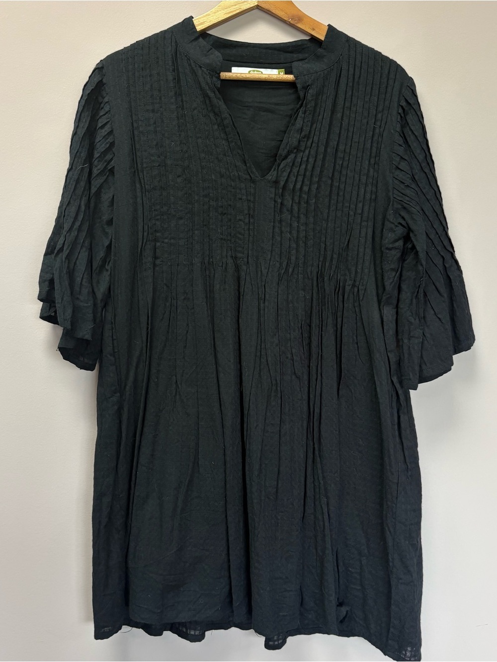 Dolma Black Pintuck Midi Dress Women Medium V-Neck Short Sleeve Feminine Party